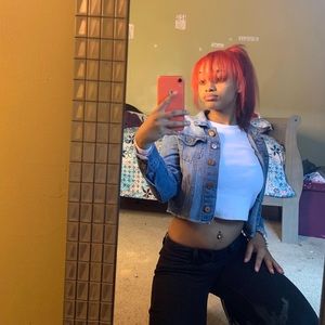 Meet your Posher, Bejae